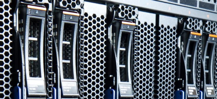 evolveIT: Evidence-Based Recommendations to Guide the Evolution of Component-Based Product Families